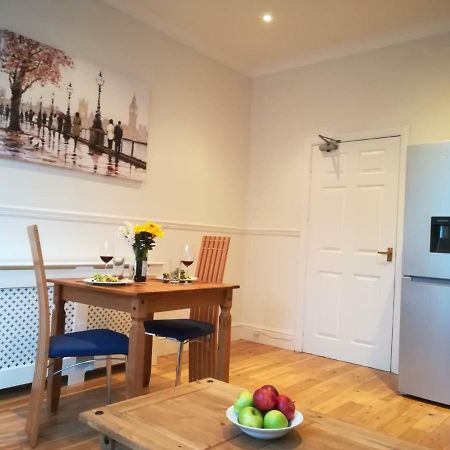Bright And Airy, 1 Bedroom, Ground Floor Apartment, Uplands, Swansea Esterno foto